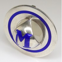 impozant medalion modernist Gucci " M ", argint emailat. Italia cca 1950